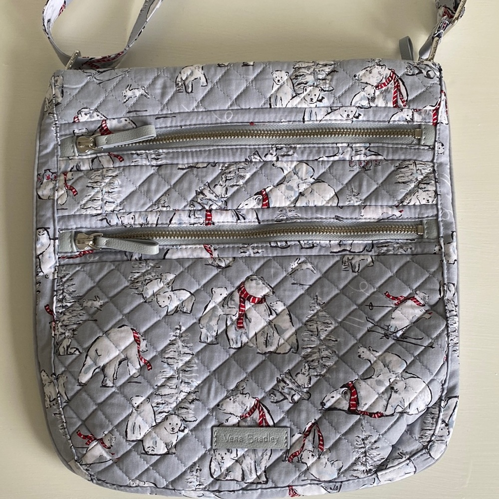 New Vera Bradley crossbody! Beary Merry 🐻‍❄️
